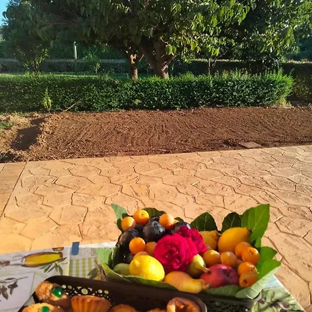 Farm stay I Doni Del Mandorlo *