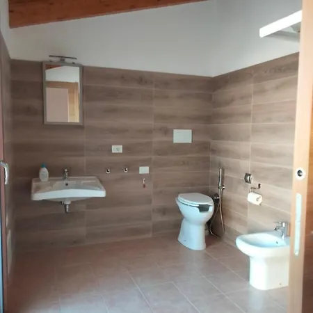 I Doni Del Mandorlo Farm stay Alghero