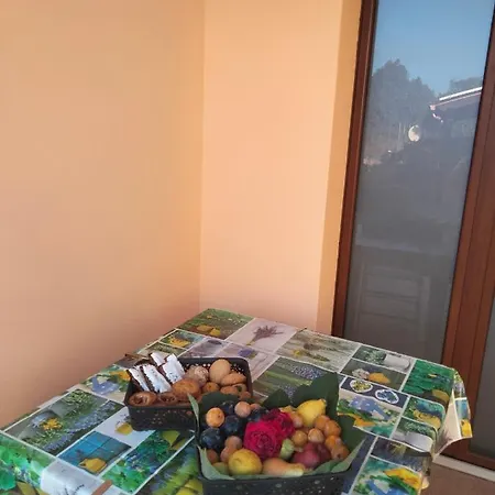 I Doni Del Mandorlo Farm stay